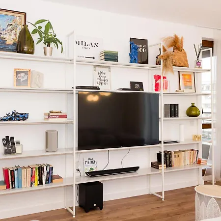 Apartment Essence - 1bd Flat With Parking & Balcony By Flat Mаnаger *